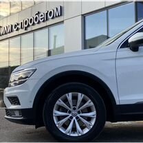 Volkswagen Tiguan 2.0 AMT, 2017, 74 279 км, с пробегом, цена 3 070 000 руб.