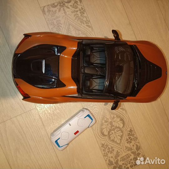 Машинка BMW на пульте управления 