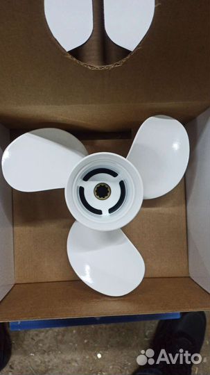 Гребной винт новый