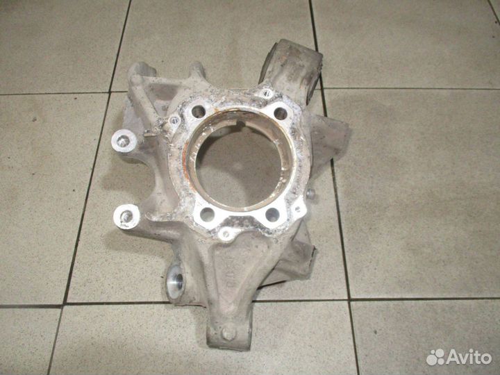 Кулак поворотный задний левый VW Touareg 2 (7P)