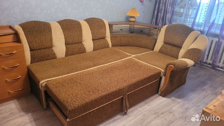 Угловой диван