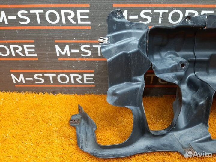 Кожух рулевой рейки передний правый Bmw 7-Series