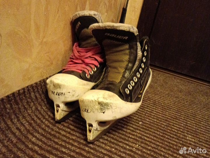 Коньки вратарские