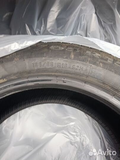 Pirelli Cinturato P1 185/65 R15 92H