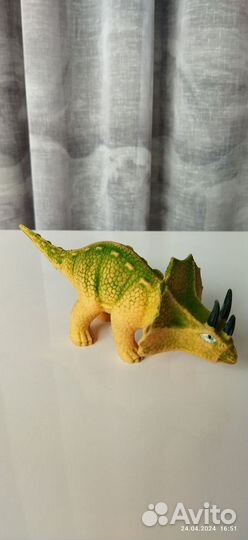 Фигурки динозавров юрского периода игрушки