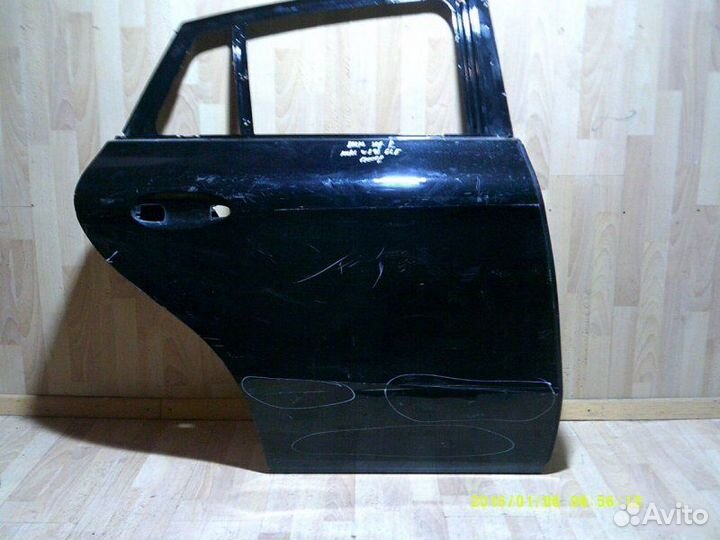 Дверь Mercedes Benz W292