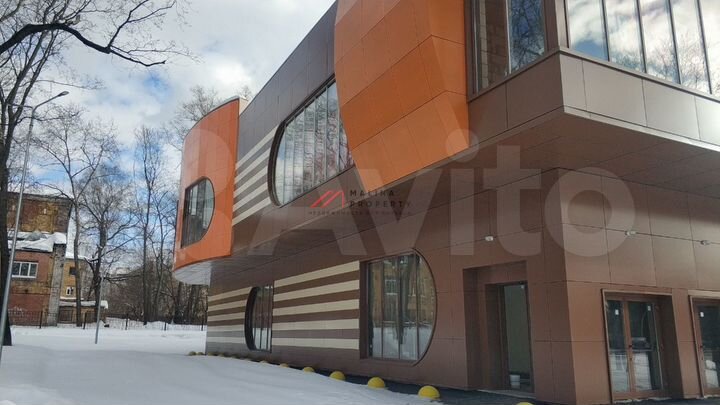 Сдам торговое помещение, 913 м²