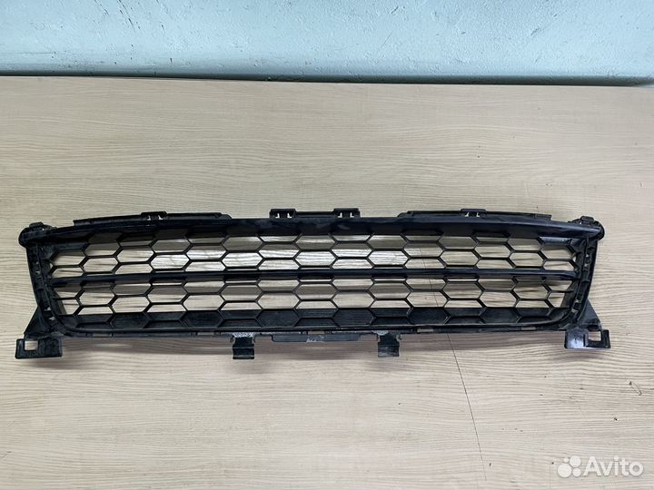 Решетка Бампера Mazda6 2008 2009 GS1M501T1