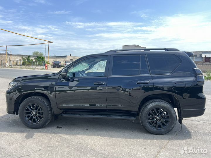 Toyota Land Cruiser Prado 2.8 AT, 2019, битый, 110 000 км