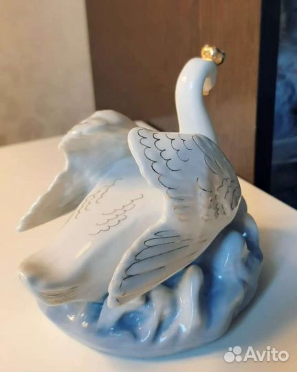 Статуэтка Дулево, Ваза Магнолия лзхс