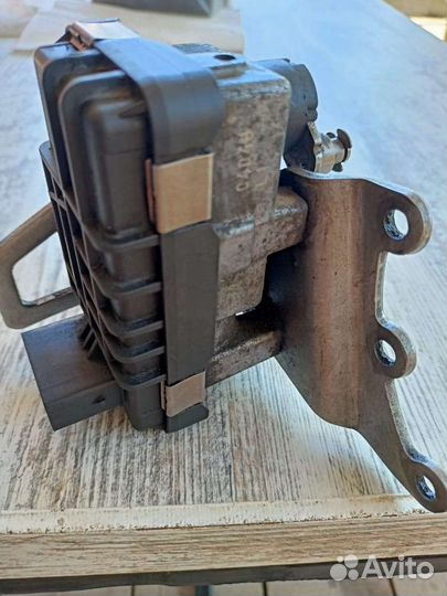 Актуатор турбины Bmw X5 E70 M57D30 2006-2013