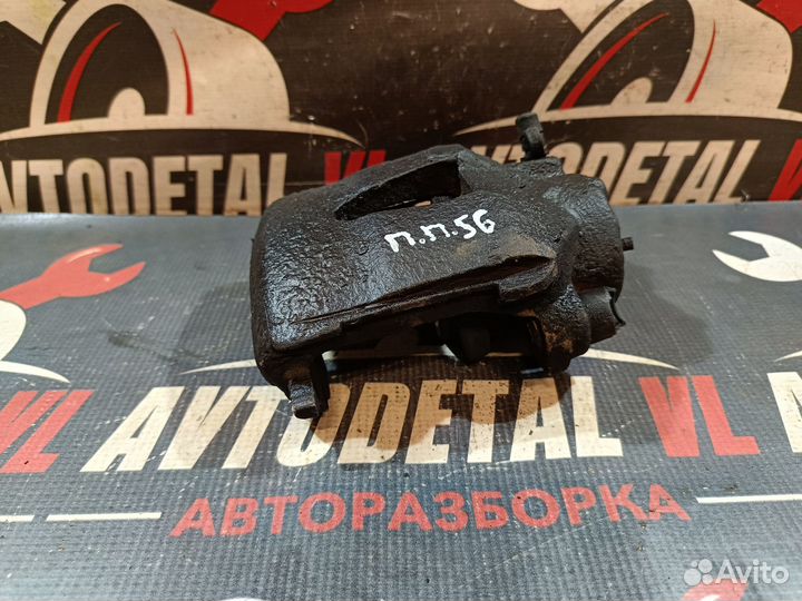 Суппорт передний Skoda Octavia Tour