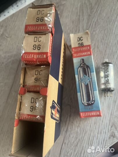 Радиолампа Telefunken DC96