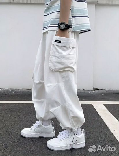 Брюки джоггеры широкие спортивные с завязками