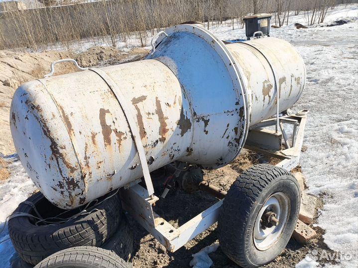 Емкость для воды, на шасси УАЗ