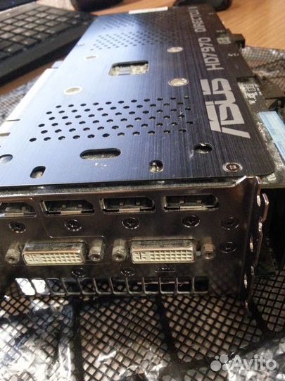 Продается видеокарта Asus AMD Radeon HD7970