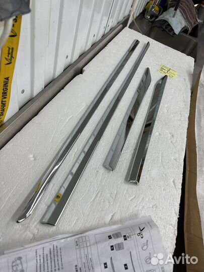 Молдинги дверей Nissan Tiida C13 тюнинг ориг