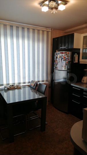 3-к. квартира, 87 м², 1/9 эт.