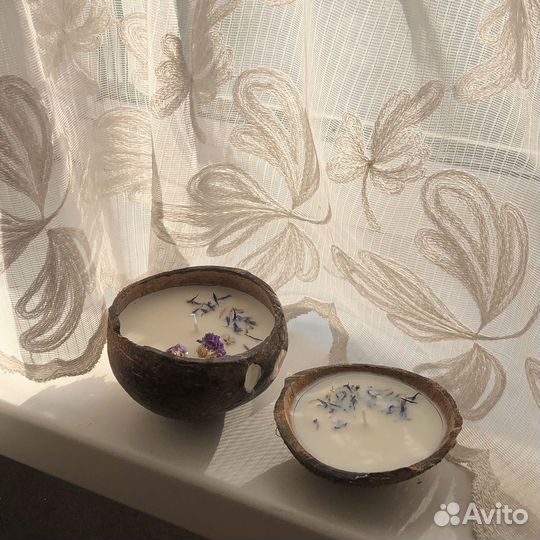 Ароматические свечки в кокосе ручной работы