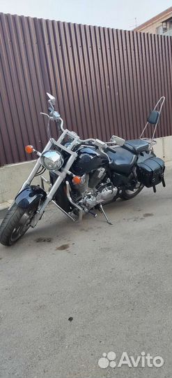 Продам Хонда VTX 1800 C