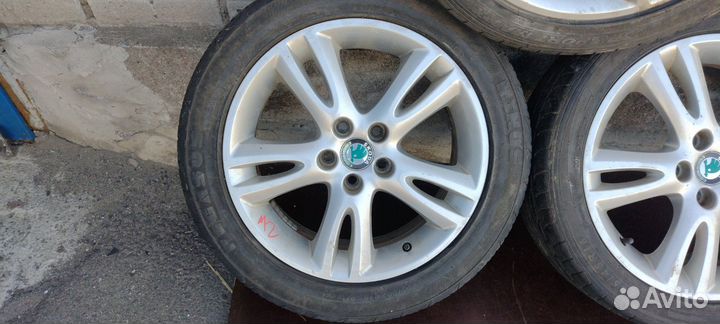 Комплект колес Skoda Fabia на 16