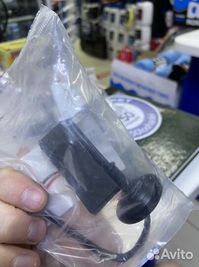 Оригинальная кнопка открытия багажника solaris