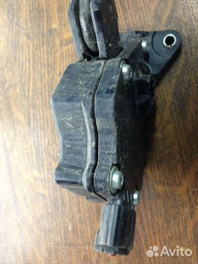 Педаль газа Lexus Is 250