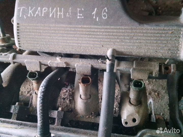 Впускной коллектор Тойота Карина е 1,6