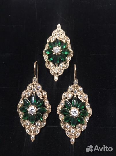 Золотой комплект вес 17,98гр