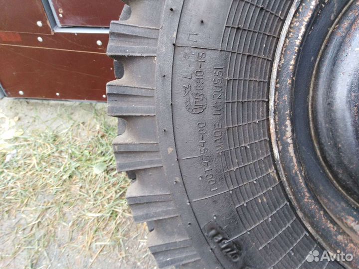 КрШЗ M-145 215/75 R15 20C