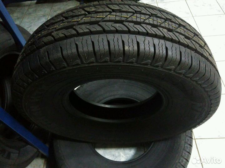 Nexen ROADIAN HTX RH5 R15