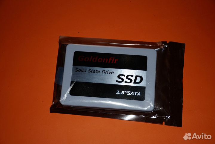 SSD 2,5 GoldenFir 512GB SATA 3.0 Возможен бартер