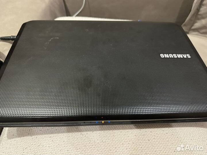 Samsung R528