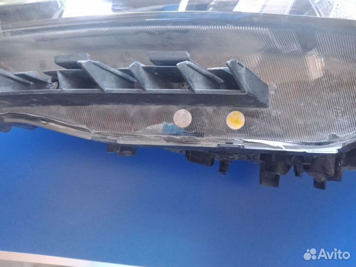 Фара левая на Kia sorento