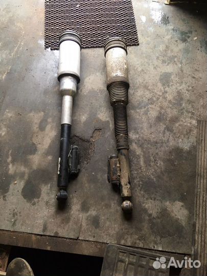 Пневма Мерседес 220