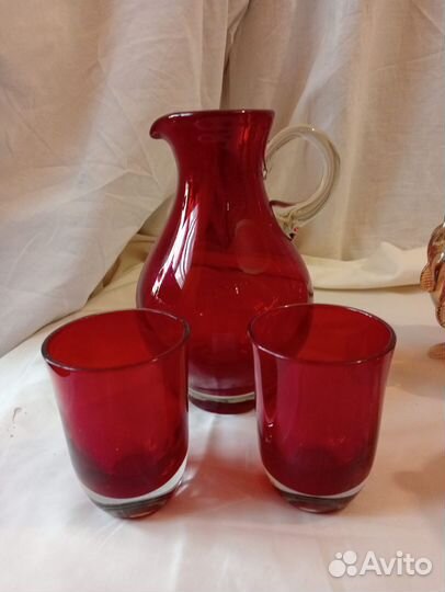 Кувшины, статуэтки