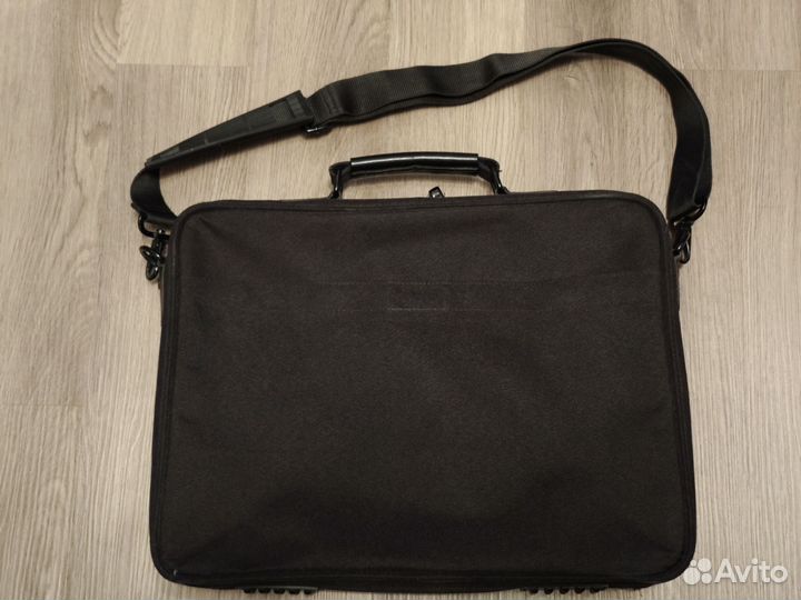 Сумка для ноутбука Sumdex