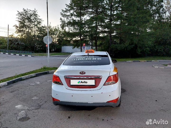 Hyundai Solaris 1.6 AT, 2015, 195 000 км