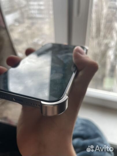 Чехол на iPhone 15 14 13 12 титановый