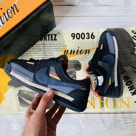 Nike cortez levis clearance