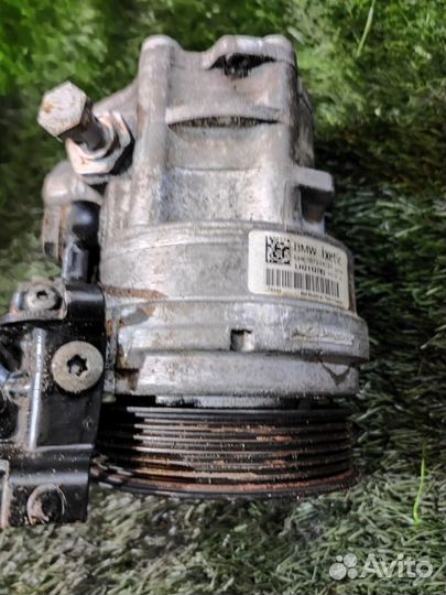 Гидроусилитель Bmw 650I E64 N62 2008