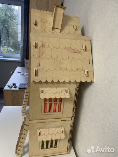 Домик кукольный