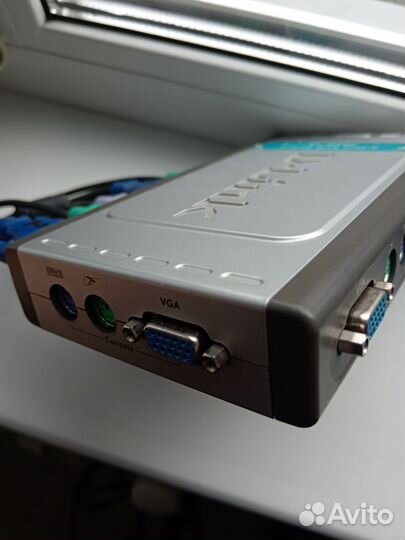 D-Link Переключатель KVM на 4 пк