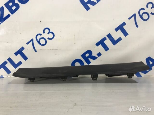 Обшивка порога перед лев KIA sportage 3 SL 2.0 мт