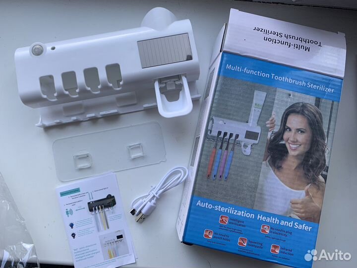 Держатель для зубных щеток и пасты