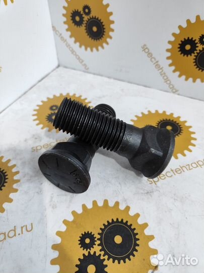 Болт 5P8823 Caterpillar