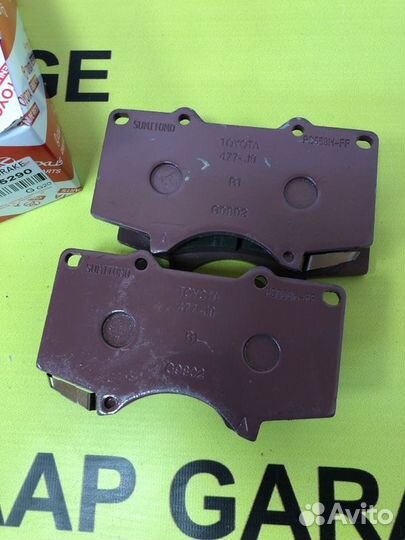 Колодки тормозные передние Toyota Land Cruiser