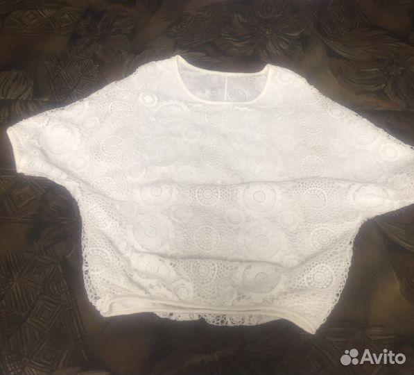 Блузка белое кружево
