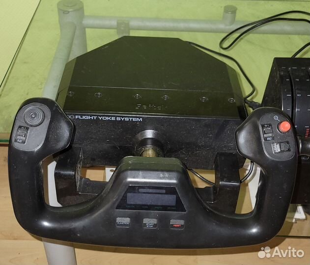 Saitek pro flight yoke system