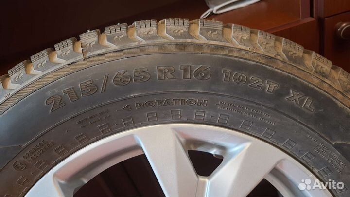 Nokian Tyres Nordman 5 SUV 215/65 R16